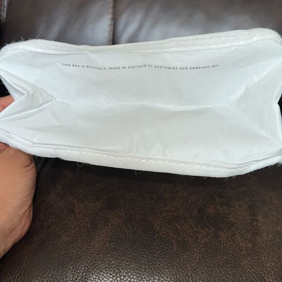 Lululemon dust bag,reusable bag, great condition - Picture 3 of 6